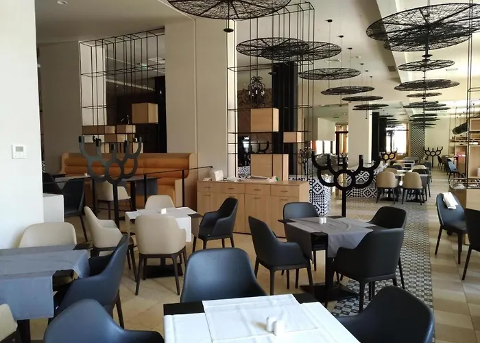 Private Apartments In Royal Beach 5*