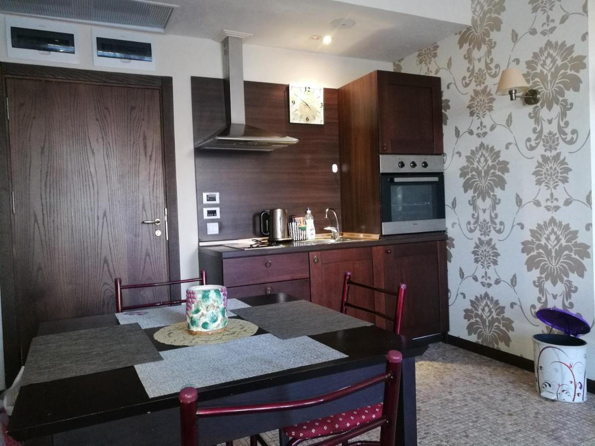 Private In Royal 5* דירה סאני ביץ'