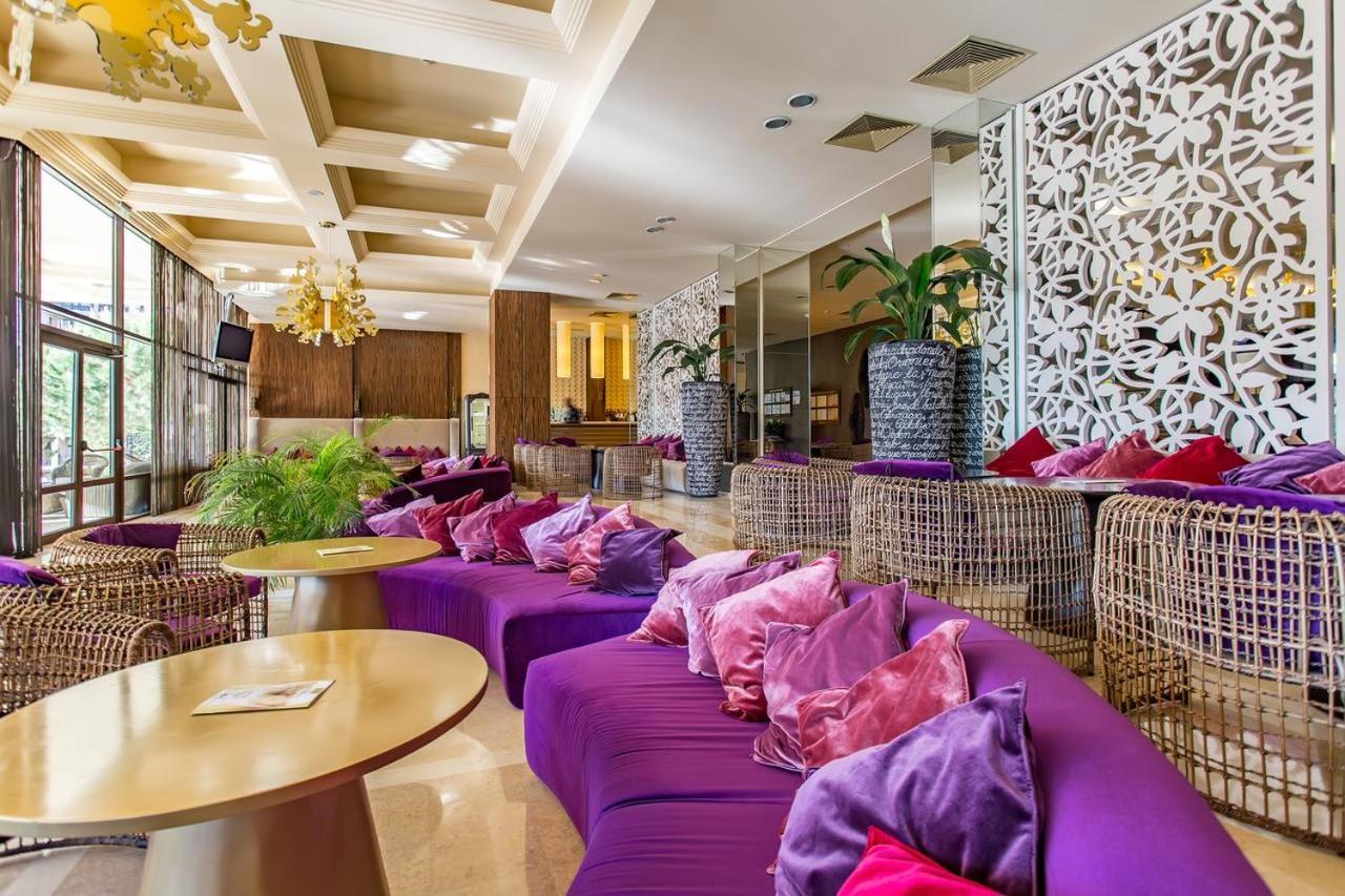 Private In Royal 5* דירה *